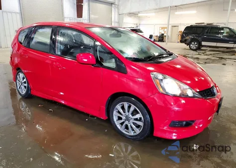 2013 Honda Fit Sport z USA, uszkodzony, nr VIN JHMGE8H52DC070178